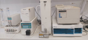 کروماتوگرافی مایع با کارآیی بالا (HPLC)